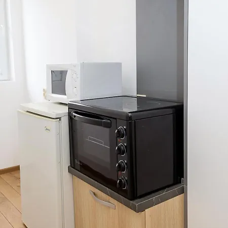 Two Bedroom Retreat I Near Municipality By Flat Mаnager Apartment *